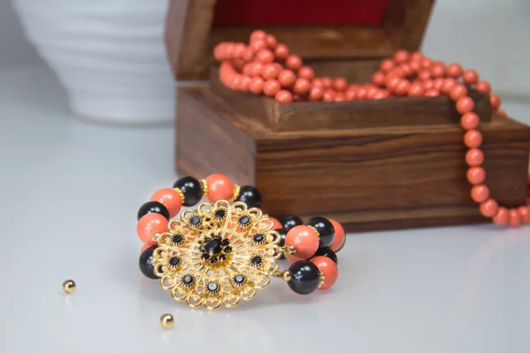 Offrir un bijou en corail : pour une élégance naturelle