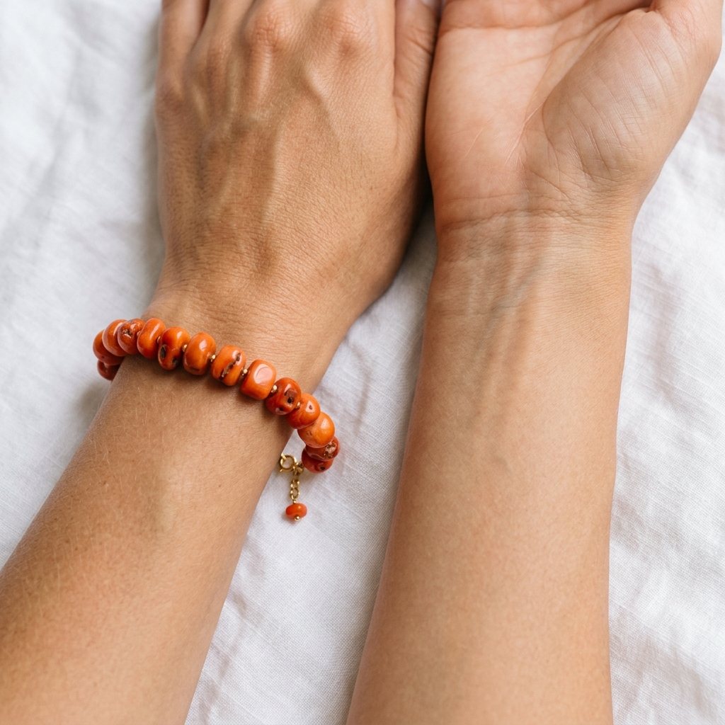 À quel poignet porter un bracelet corail - illustration